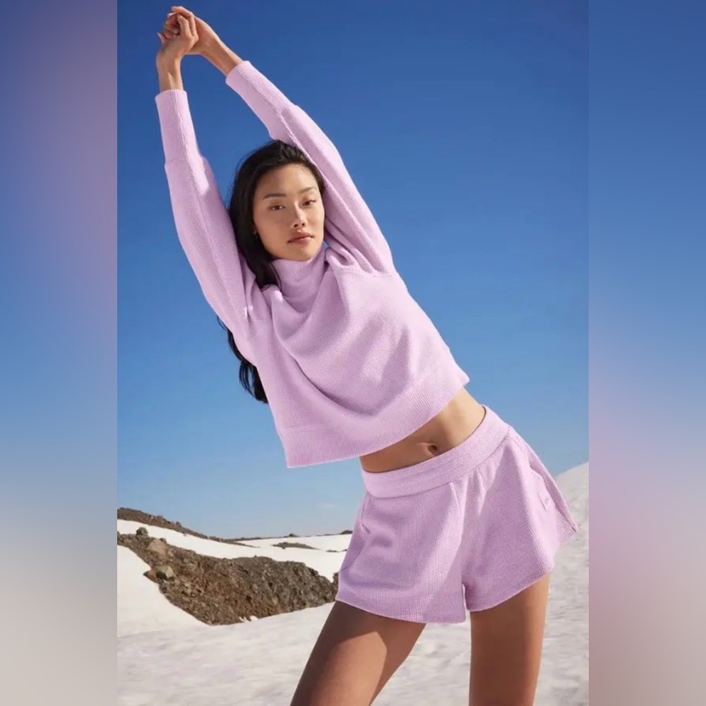 Alo Yoga Weekend Escape Shorts Pink Lavender Set Sz Small